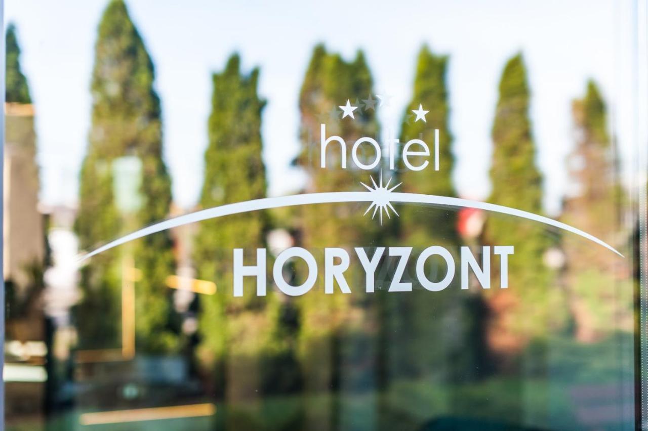 Hotel Horyzont Жешув Экстерьер фото